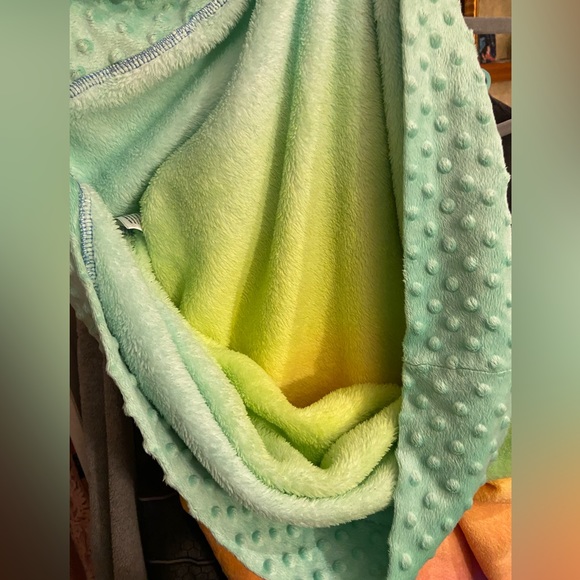 BlankieTails mermaid blanket - Picture 2 of 6